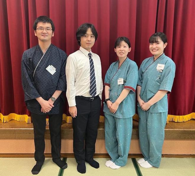 老舗温泉旅館のレストランホールスタッフ募集！未経験可！【週3～勤務可】丨岩手県瀬美温泉内／株式会社ｉＤＥＮサービス